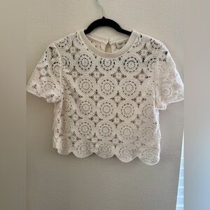 Abercrombie & Fitch Women's White and Crop-top with short sleeve